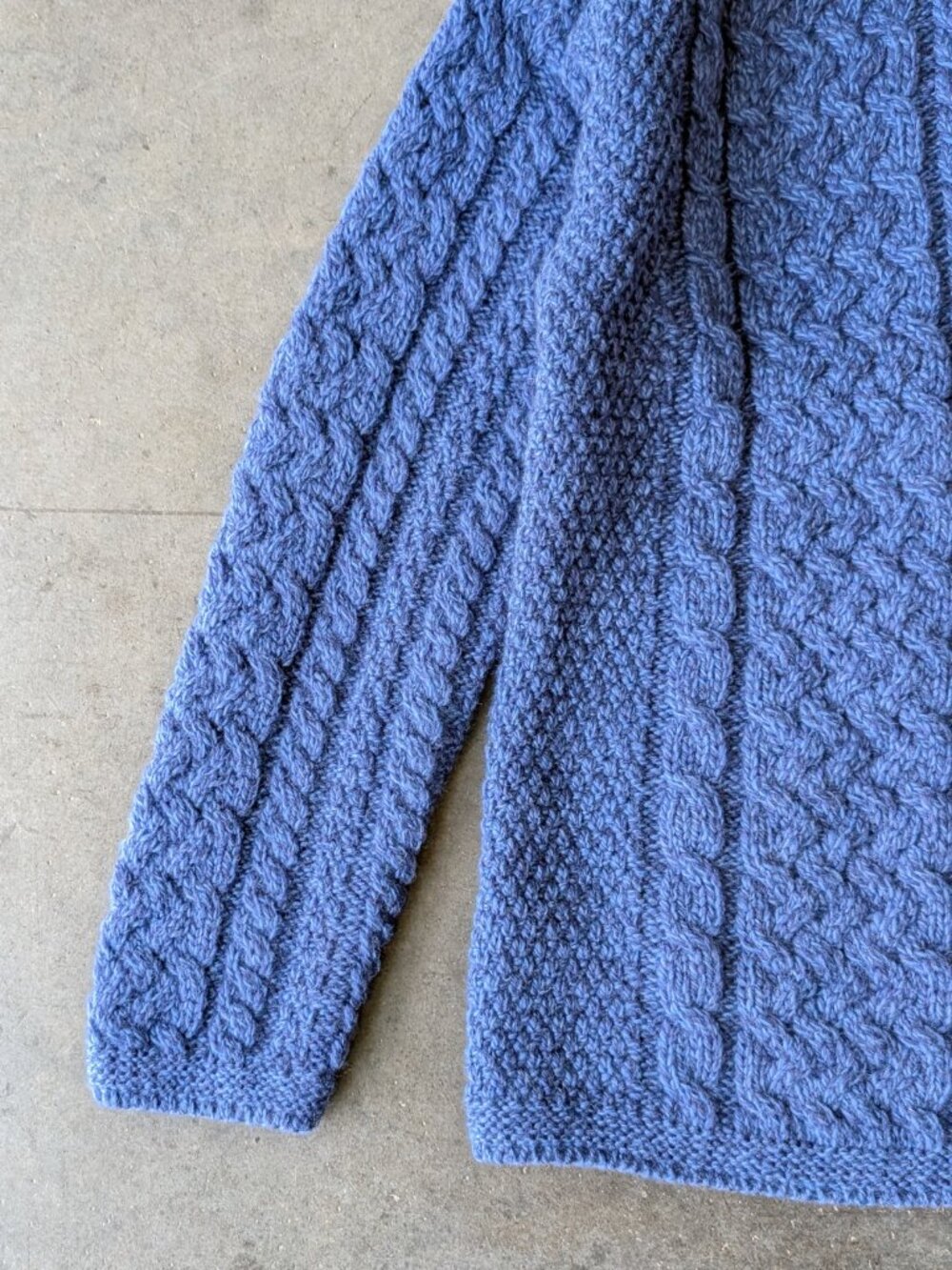 Aran Crafts Irish Cable Knit Fisherman Blue Merino Wool Cardigan Sweater size XL - Picture 3 of 6